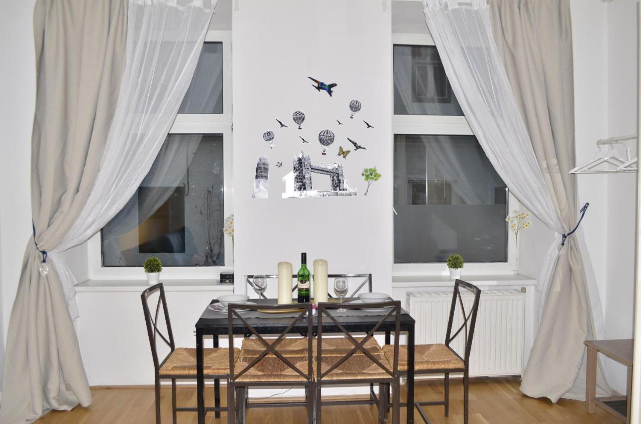 Citycenter Apartment Wenen Buitenkant foto