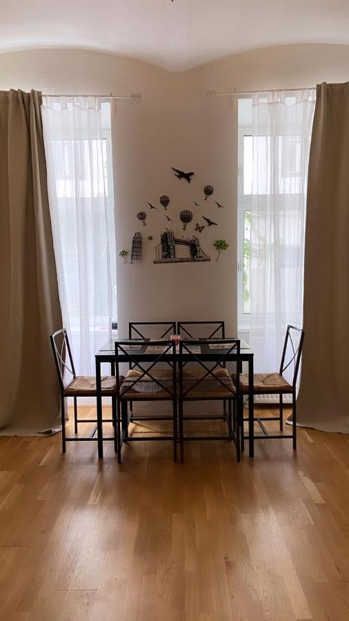 Citycenter Apartment Wenen Buitenkant foto