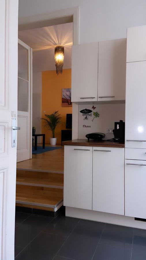 Citycenter Apartment Wenen Buitenkant foto